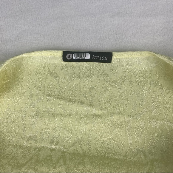 Krisa Women Yellow Puff Sleeve Wrap Top S ***FLAWS*** - Picture 3 of 11